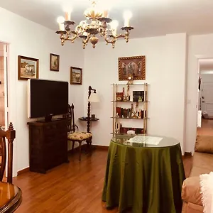 Vivienda Familiar En El Centro De Baeza